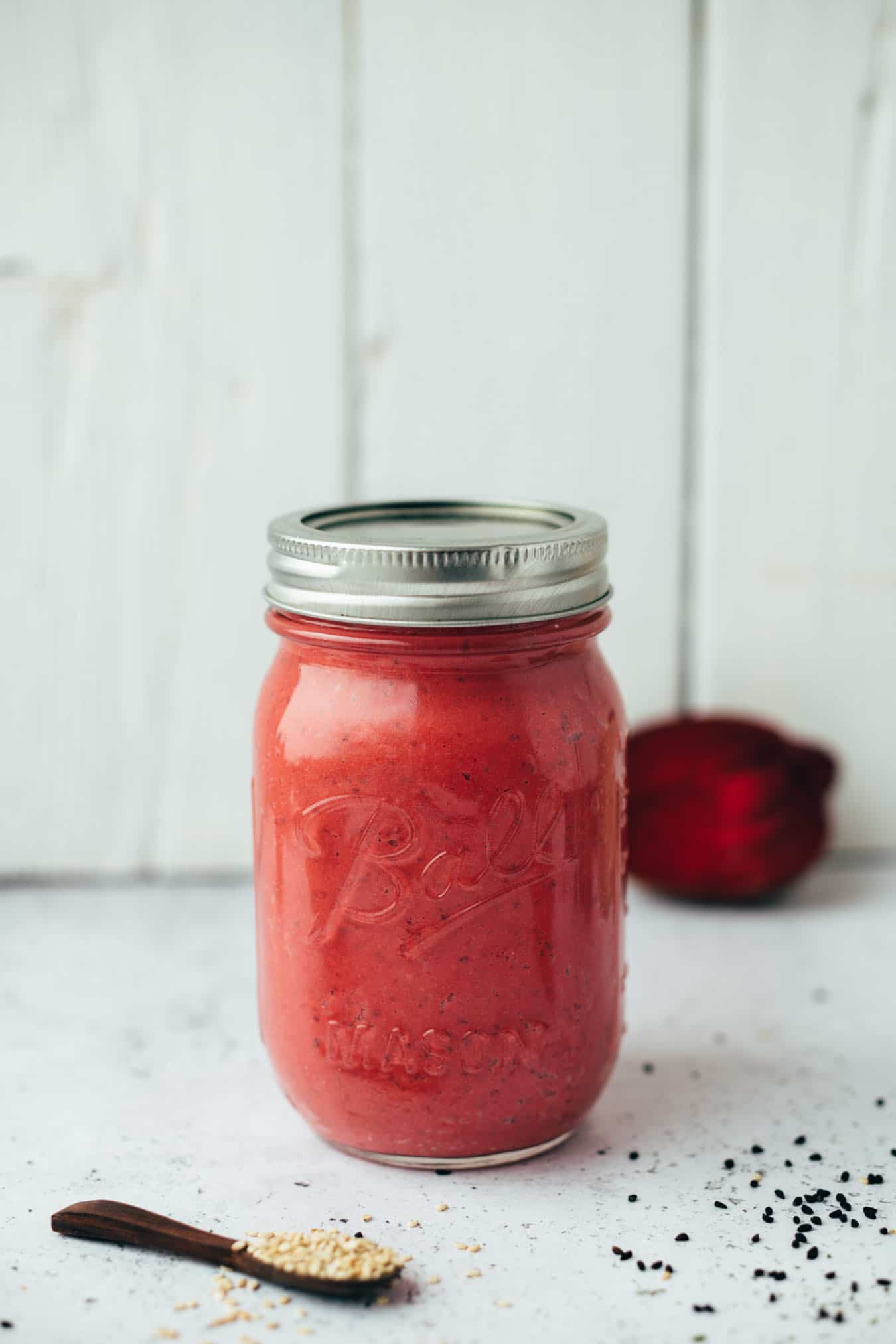 make beet hummus yourself - HOW to make