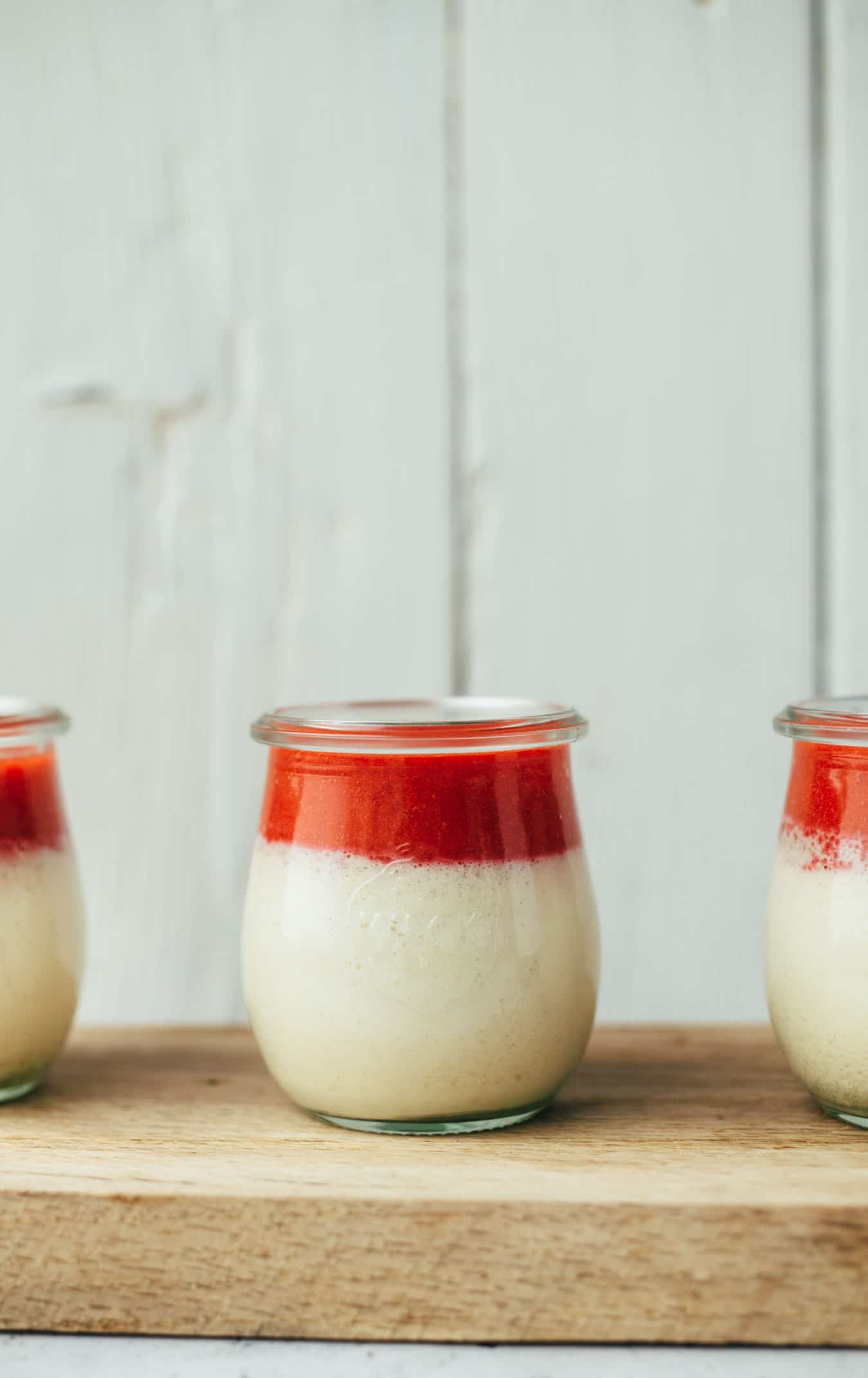 vegan panna cotta with strawberry sauce (5 ingredients) recipe