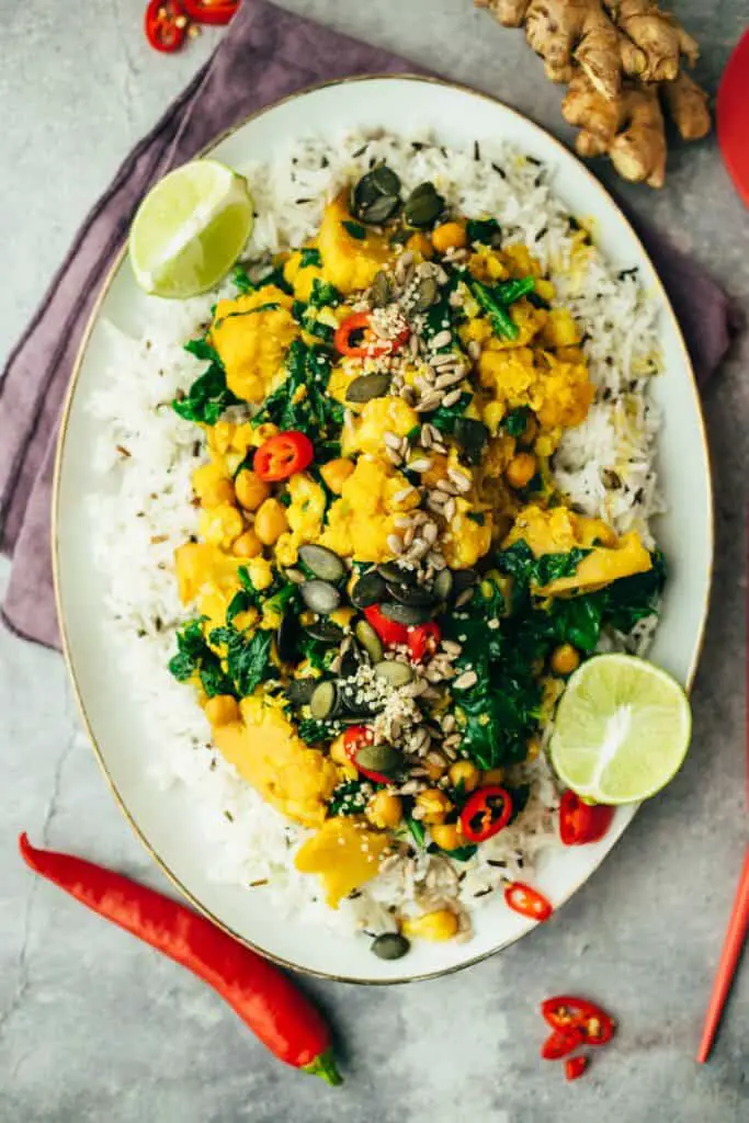 simple cauliflower curry with spinach