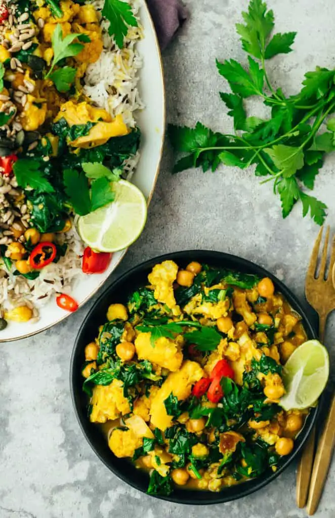 simple cauliflower curry with spinach