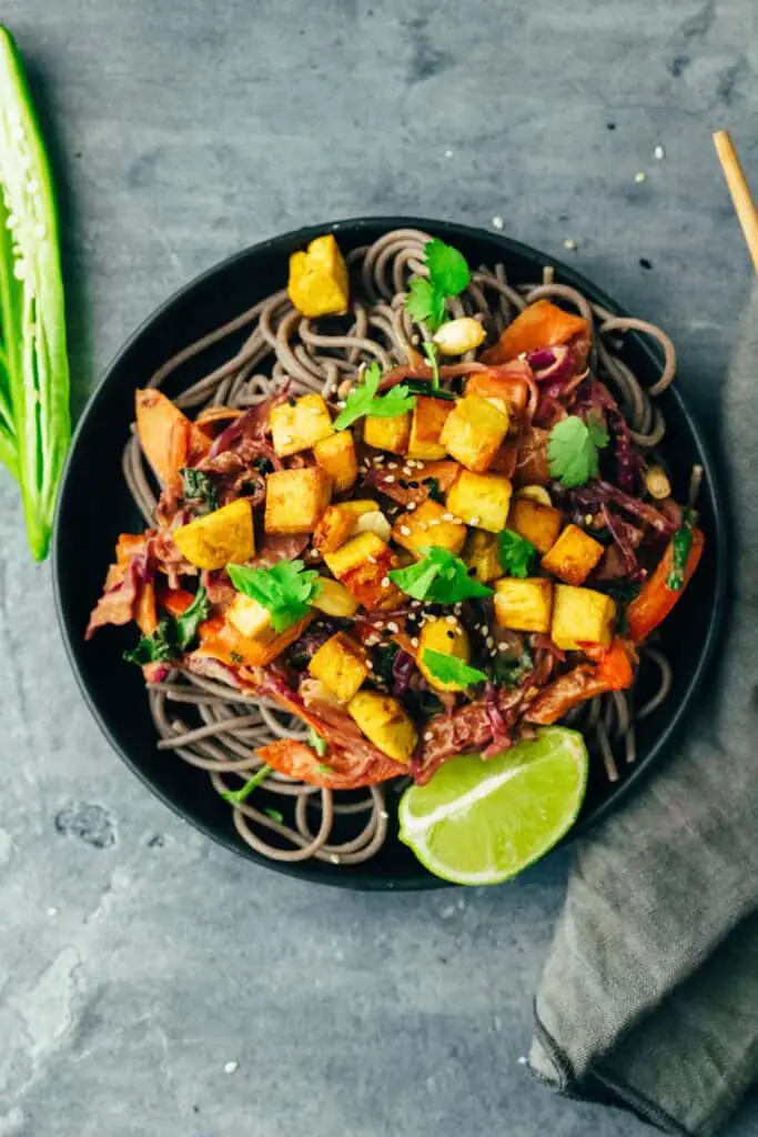 Pad Thai with creamy peanut sauce