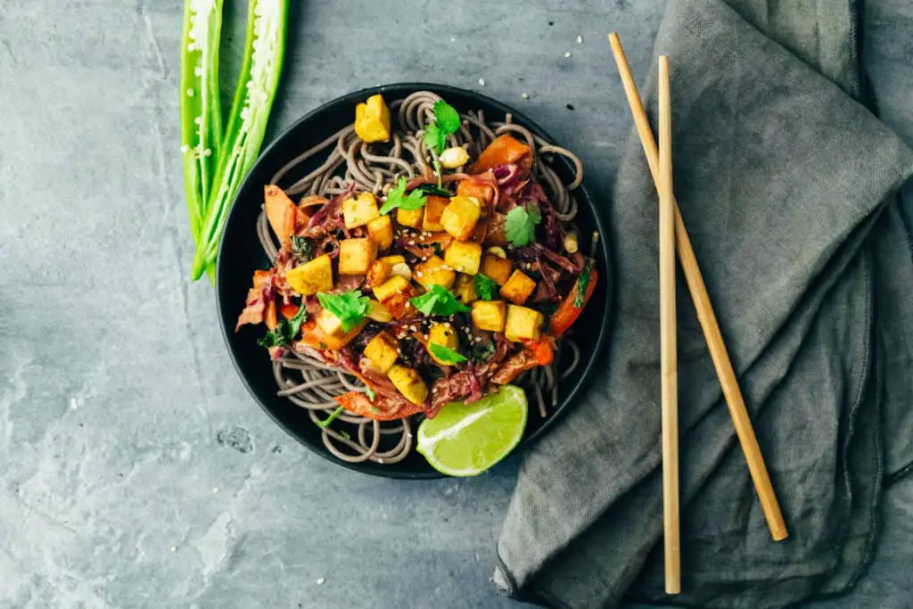 Pad Thai with creamy peanut sauce