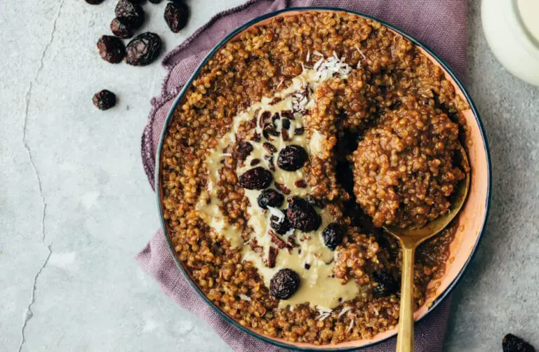 Schoko-Quinoa Bowl (20 Minuten)
