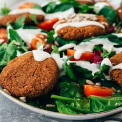 Falafel Patties mit schwarzen Bohnen und Quinoa (gf)