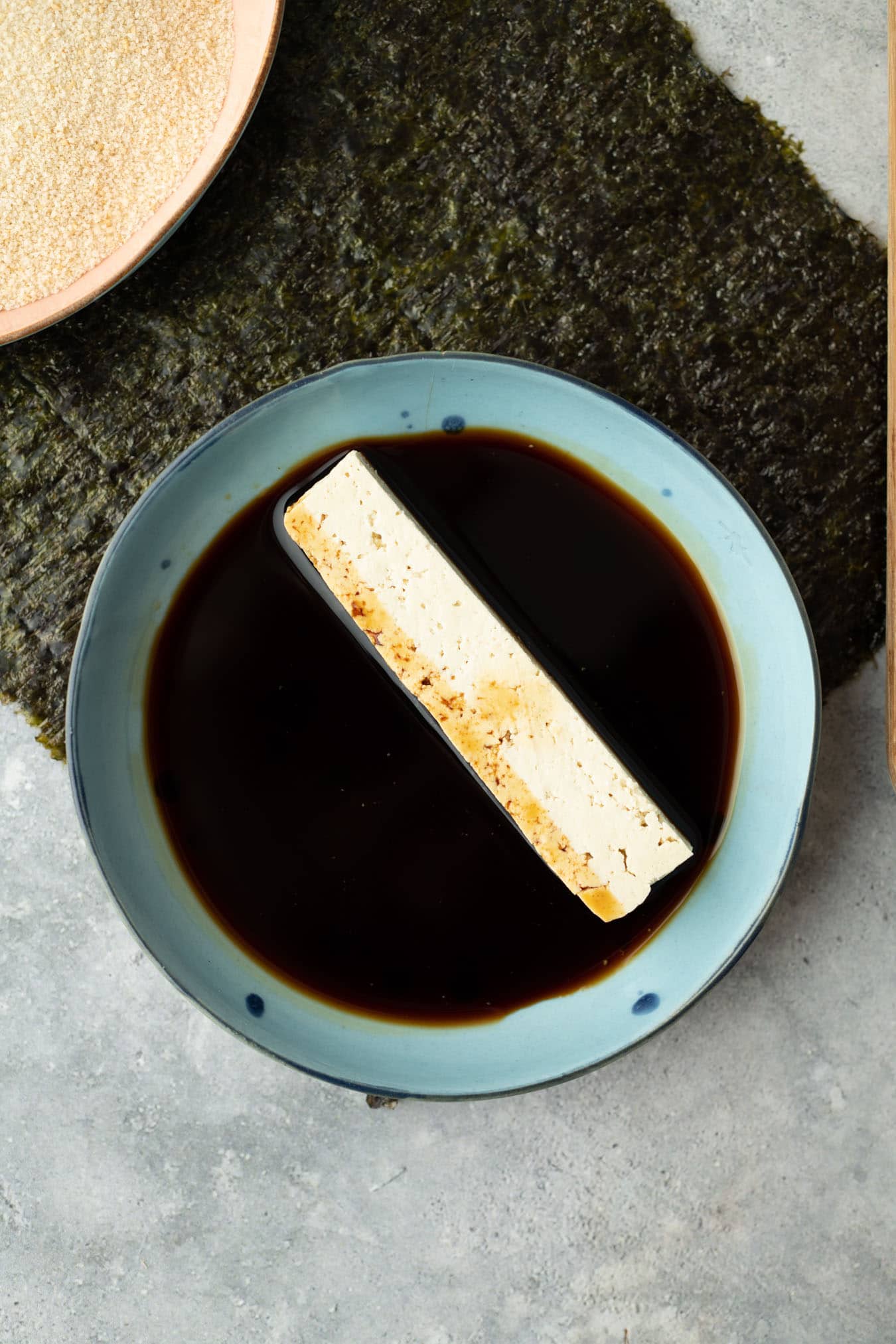 Veganer Fisch Burger mit Cashew-Remoulade — VEGANE VIBES Veganer Fisch Burger mit Cashew-Remoulade — VEGANE VIBES