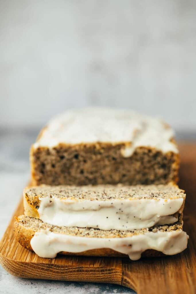 Veganer Mohn-Zitronenkuchen