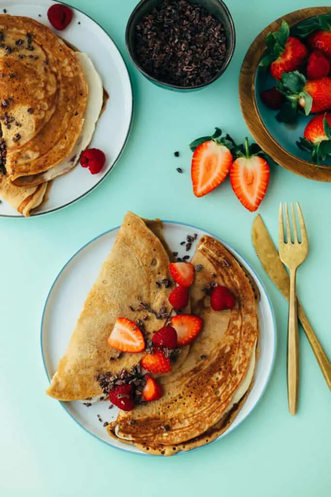 Buckwheat pancakes with cashew cream (gf)