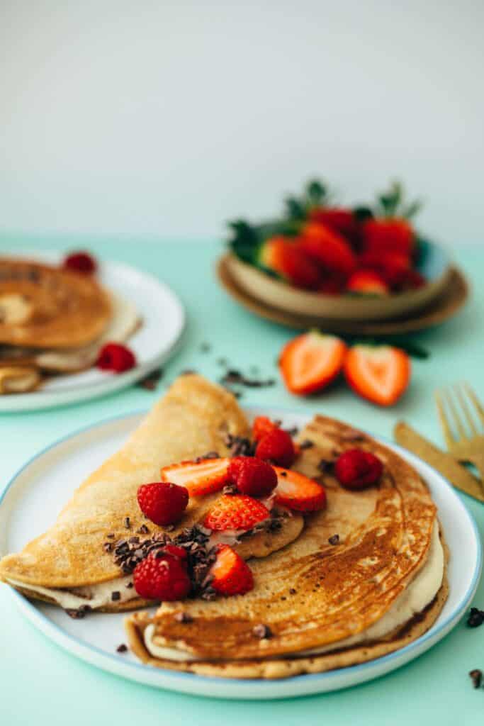 Buckwheat pancakes with cashew cream (gf)