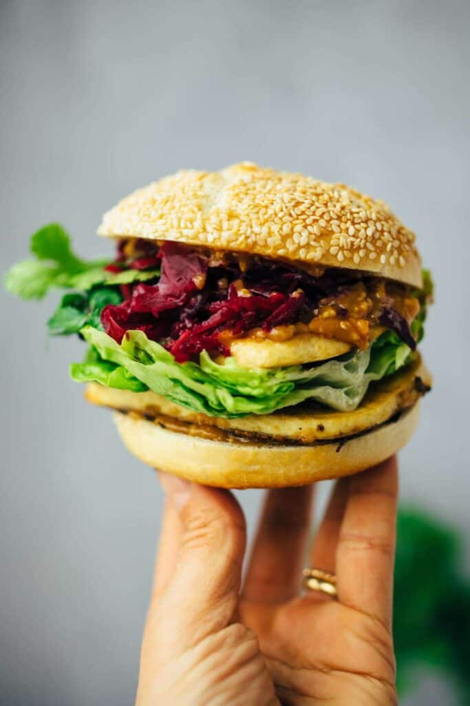 Erdnussbutter Tofu-Burger (30 Minuten)