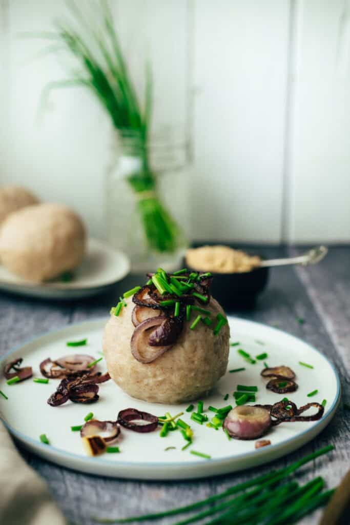 Knödel mit Feta-Spinat Füllung