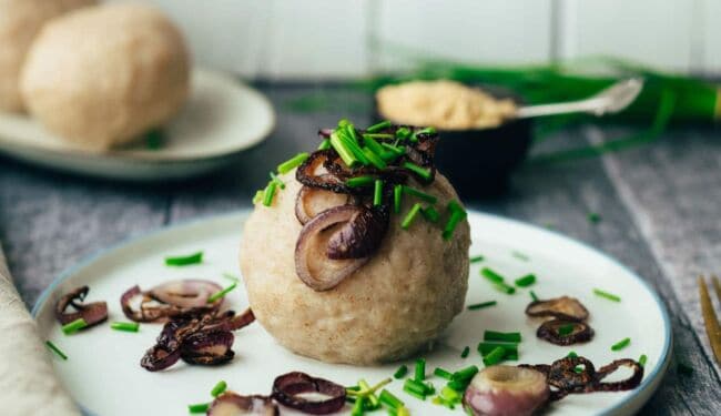 Knödel mit Feta-Spinat Füllung