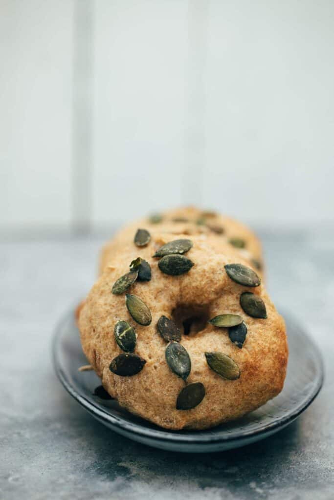 Einfache vegane Bagels