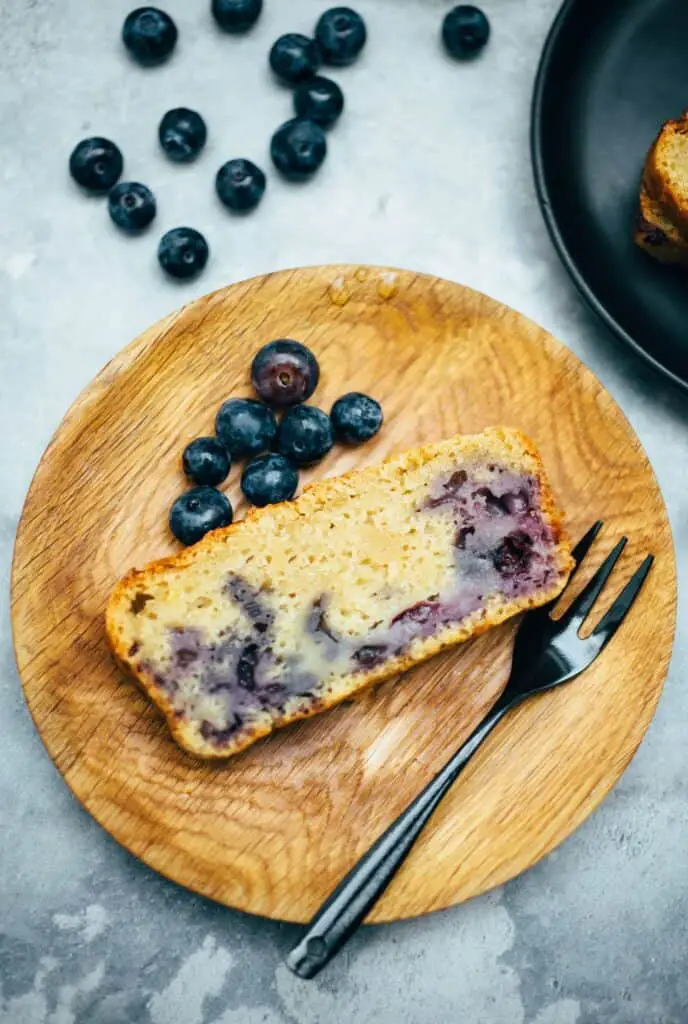 Einfacher veganer Blaubeerkuchen