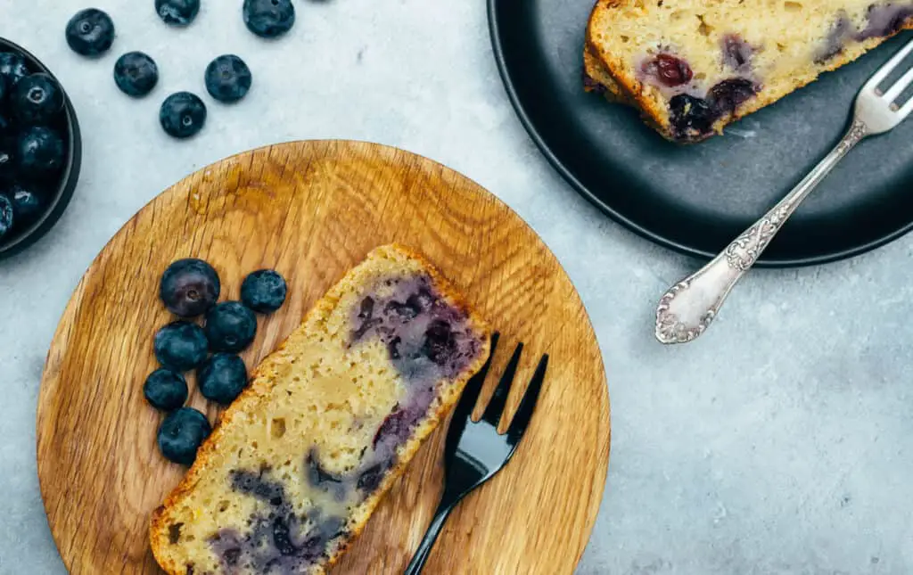 Einfacher veganer Blaubeerkuchen — VEGANE VIBES