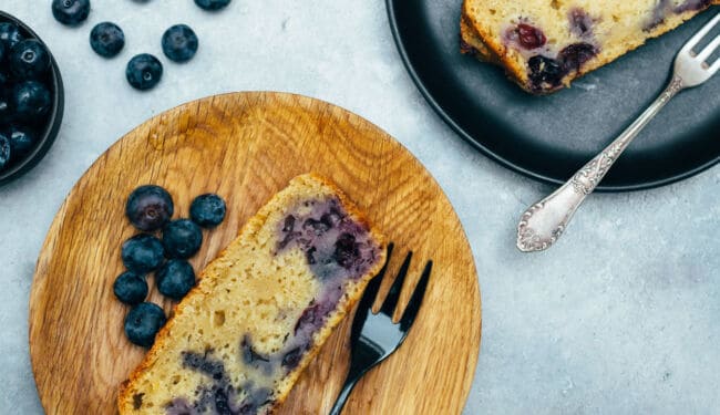 Einfacher veganer Blaubeerkuchen