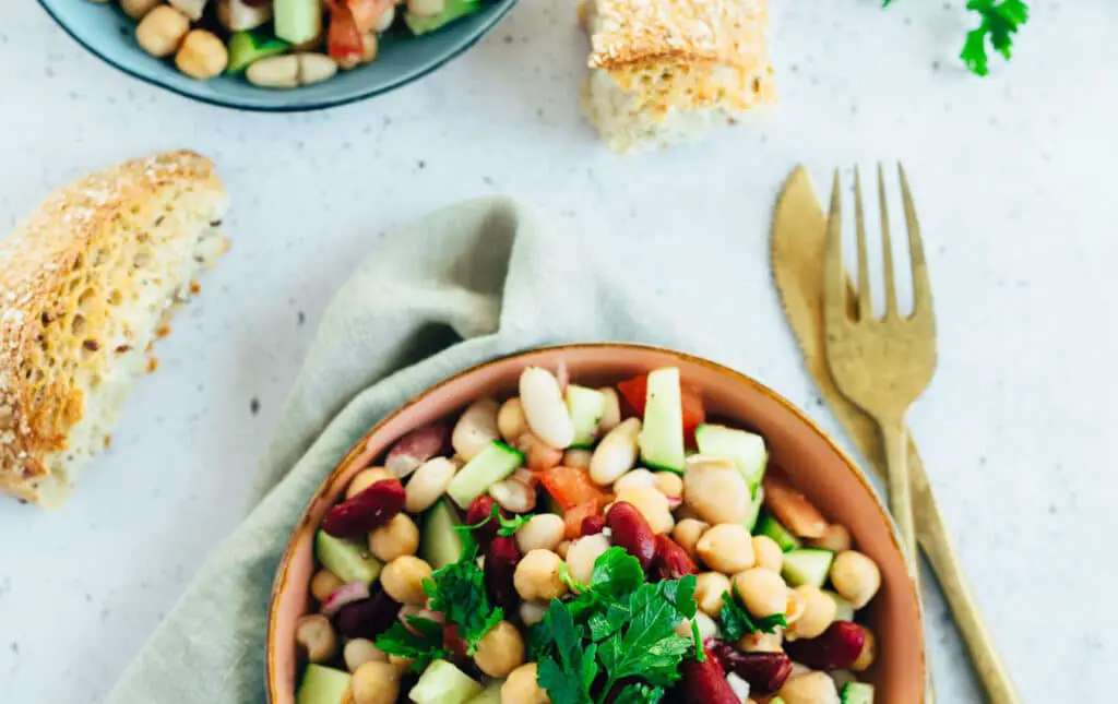 veganer Einfacher 3-Bohnen Salat — VEGANE VIBES