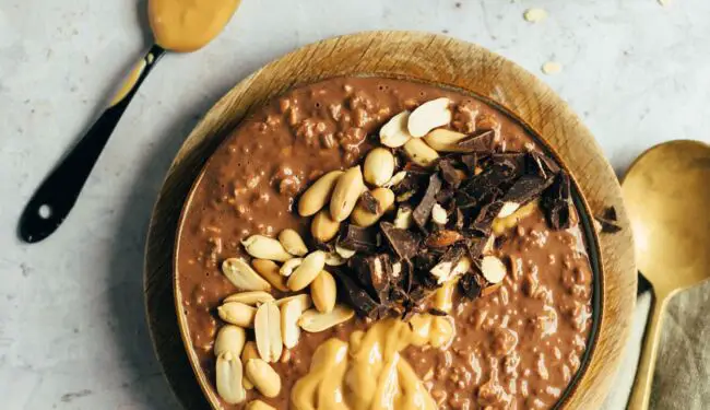 Peanut Butter Chocolate Overnight Oats