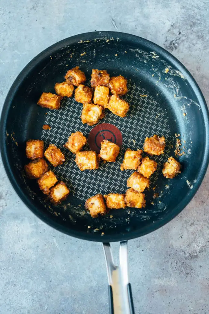 Knuspriger Tofu (asian style)