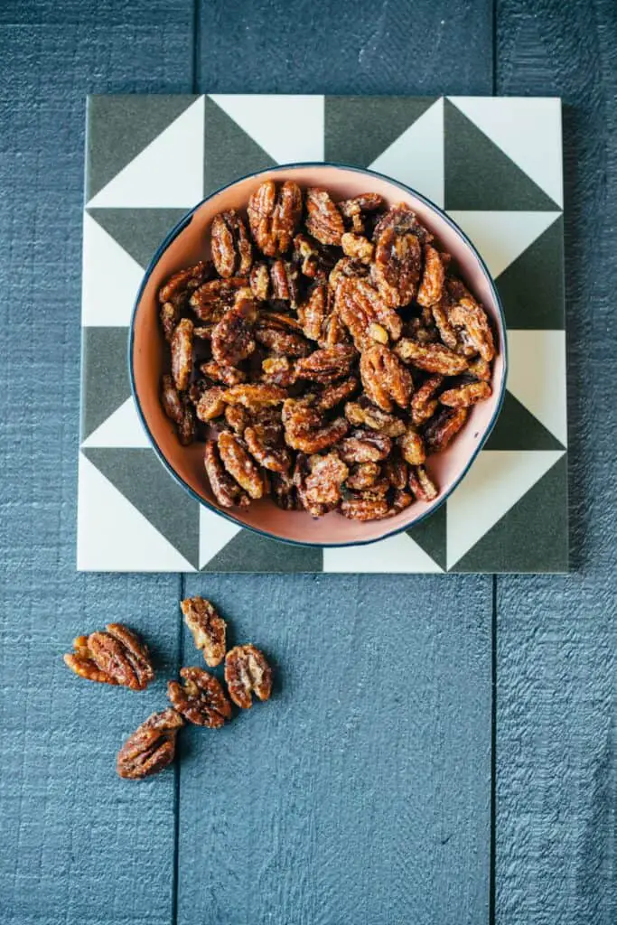 Caramelize pecans simply