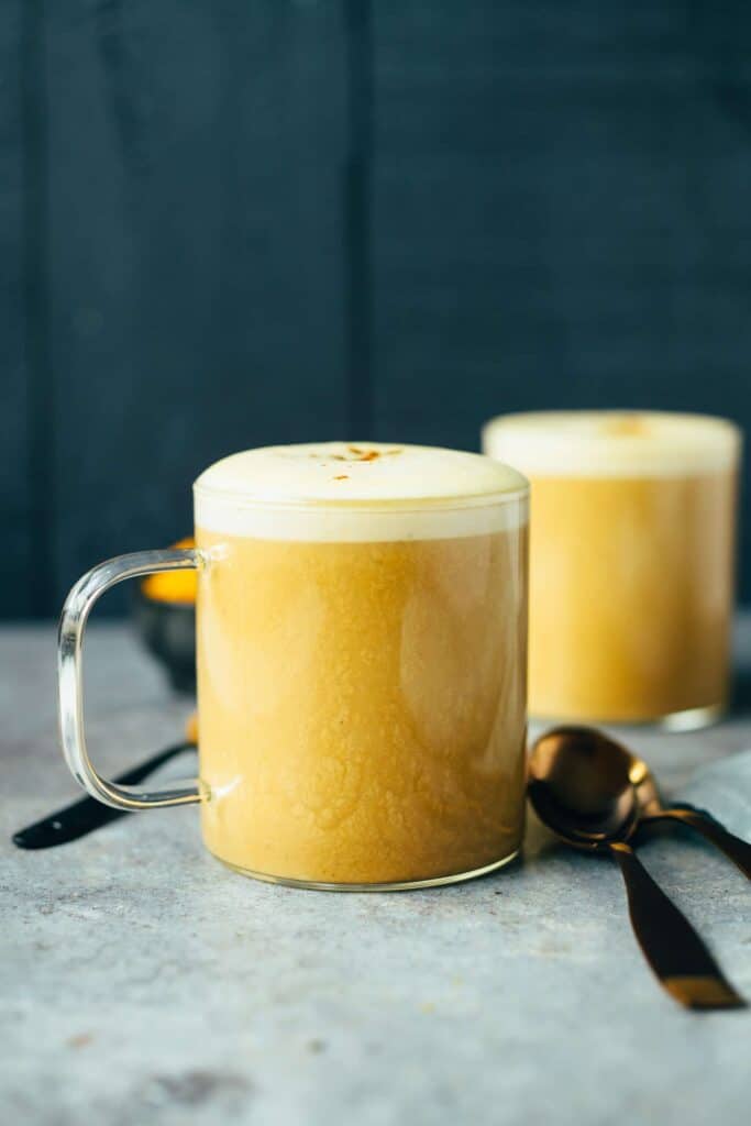 vegane Pumpkin Spice Latte (4 Zutaten)