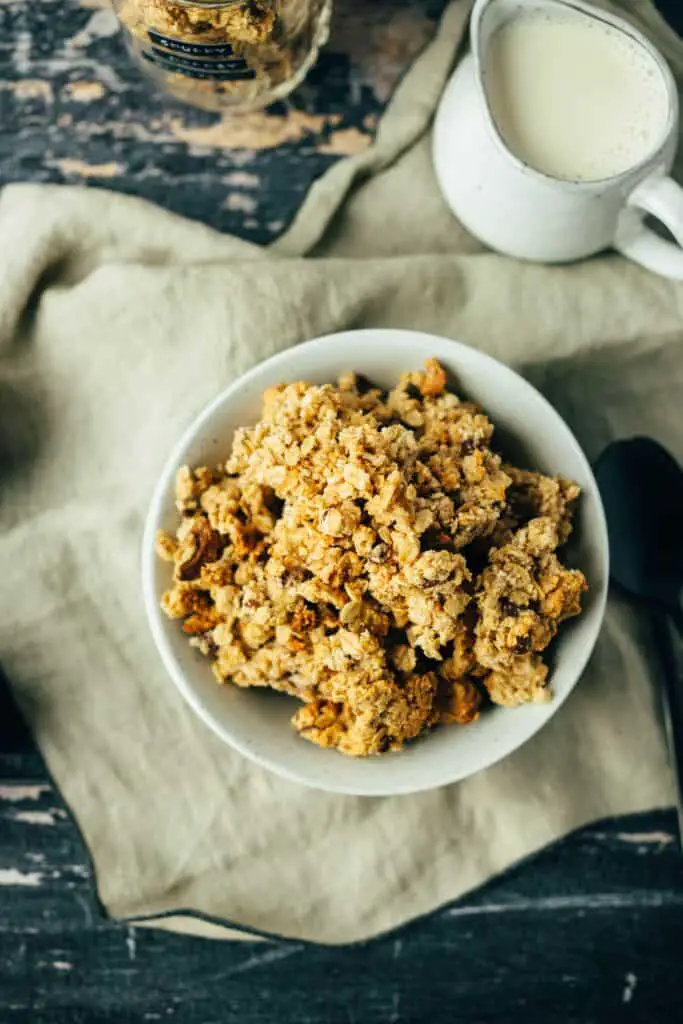 Chunky Monkey Granola (vegan)