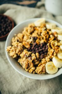 Chunky Monkey Granola (vegan)