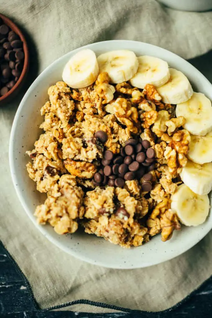 Chunky Monkey Granola (vegan)