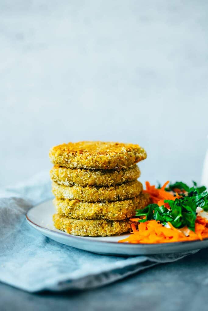 Chickpea pancakes with zucchini (vegan &amp; lactose-free)