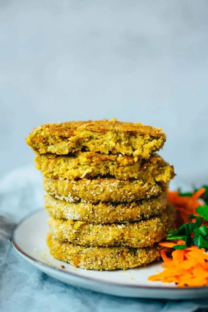 Chickpea pancakes with zucchini (vegan &amp; lactose-free)