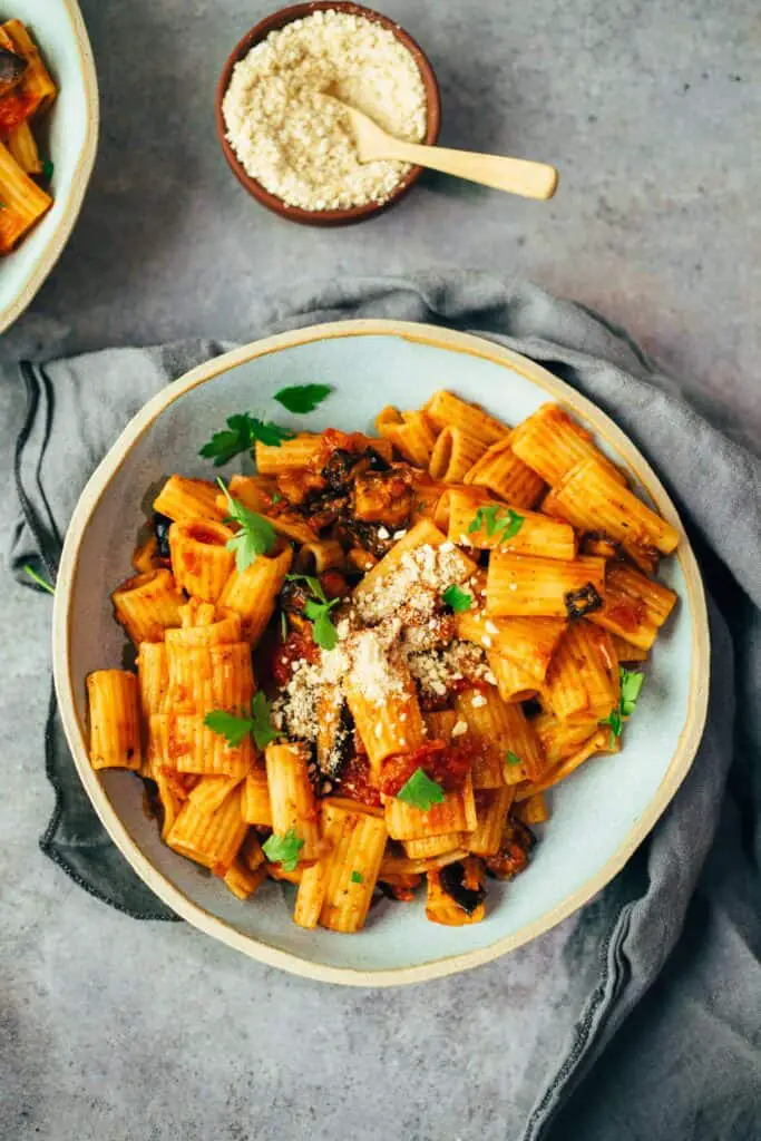 Pasta alla Norma with oven roasted eggplant (30 minutes)