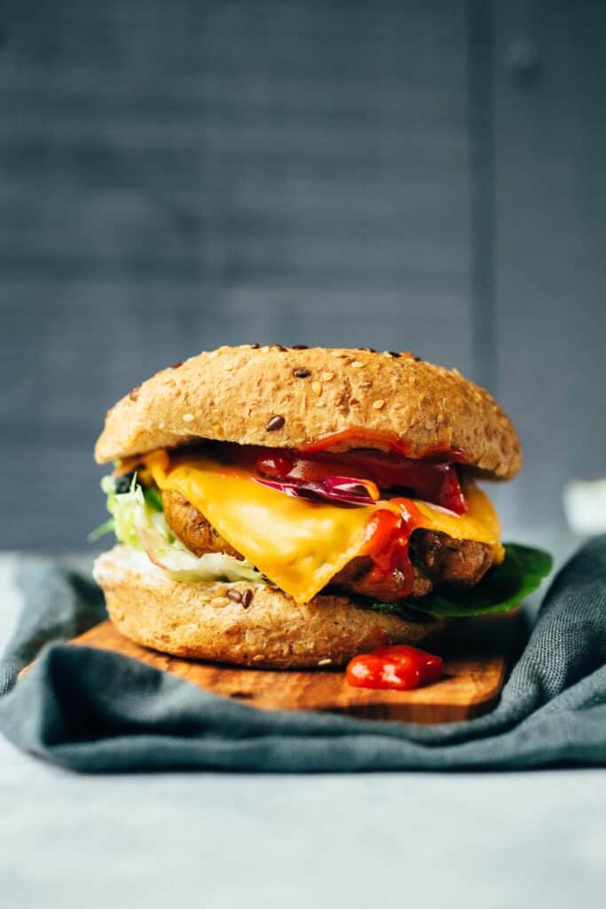 Seitan burger (for grilling) vegan