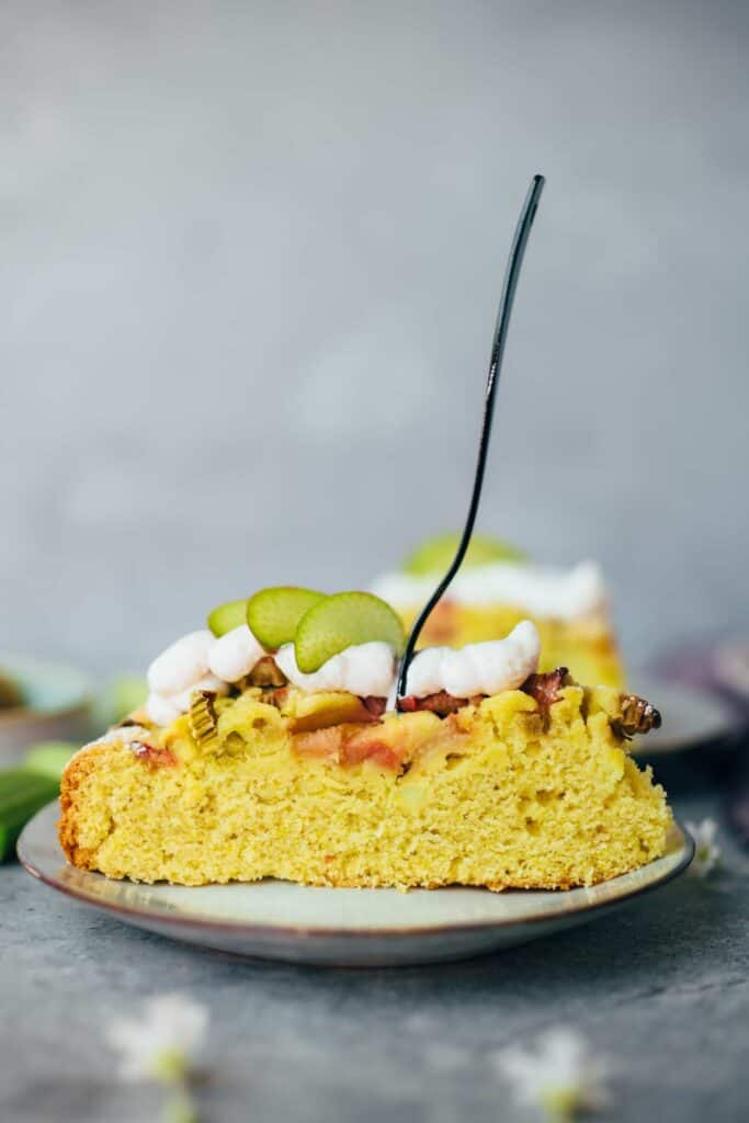 Einfacher Rhabarber Kuchen (vegan)