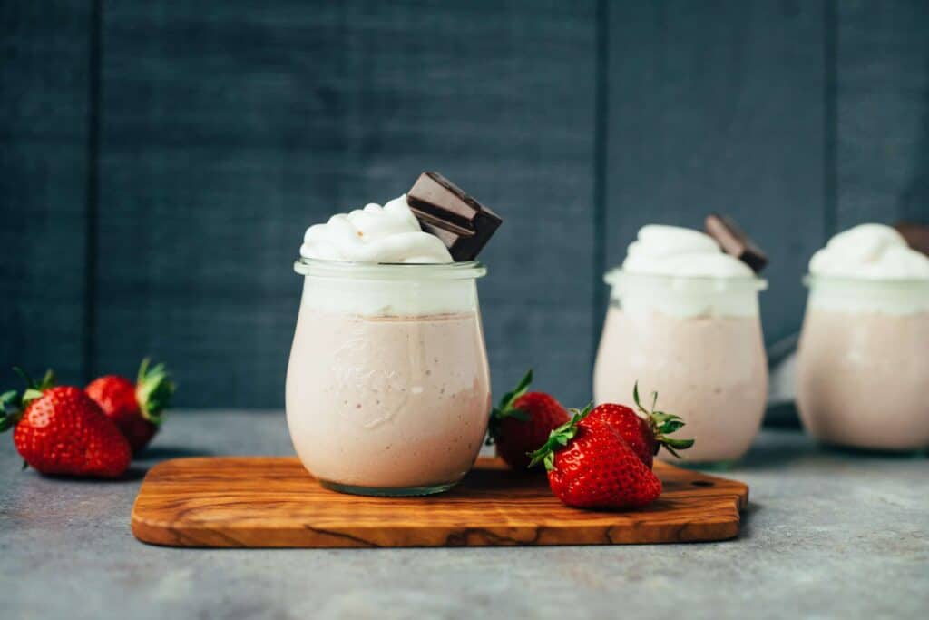 Einfaches Erdbeer Dessert (vegan) — VEGANE VIBES
