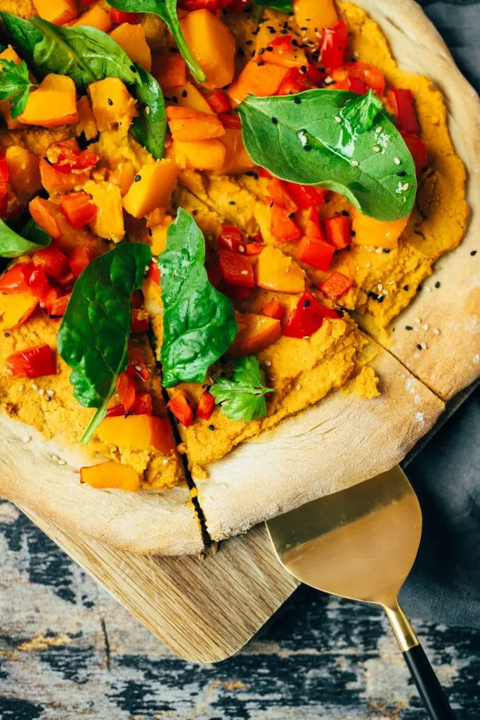 Pizza "Yoga" with hummus and pumpkin