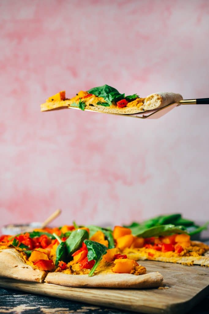 Pizza "Yoga" with hummus and pumpkin