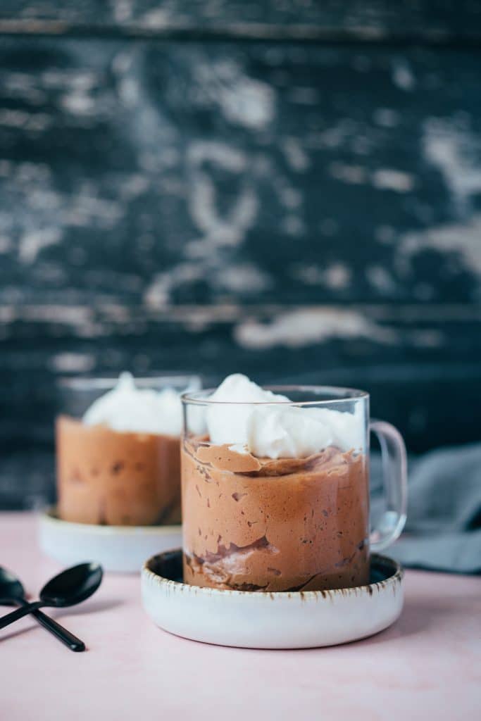 Chocolate mousse (2 ingredients)