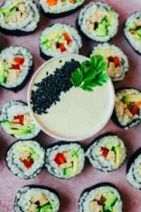 veganes Sushi mit Spicy Majo