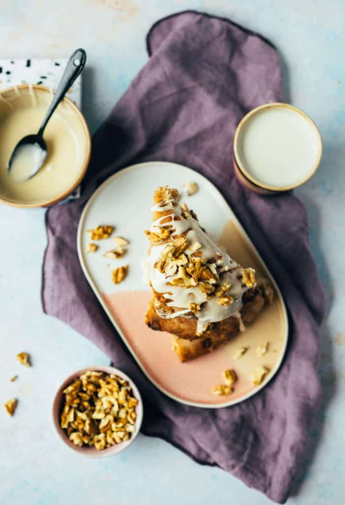 Scones mit karamellisierten Bananen (ölfrei)