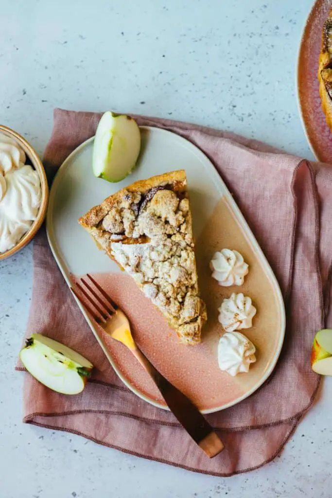 Klassischer veganer Apfelkuchen nach Oma’s Art