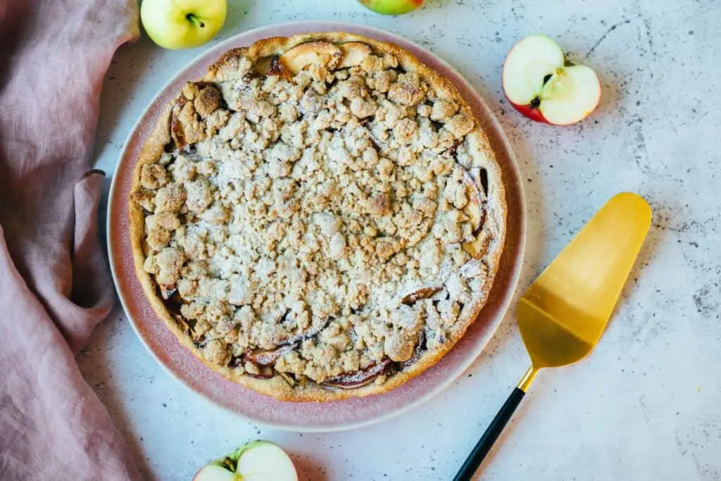 Klassischer veganer Apfelkuchen nach Oma’s Art