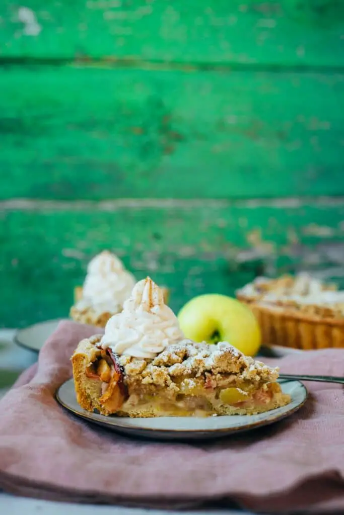 Klassischer veganer Apfelkuchen nach Oma’s Art