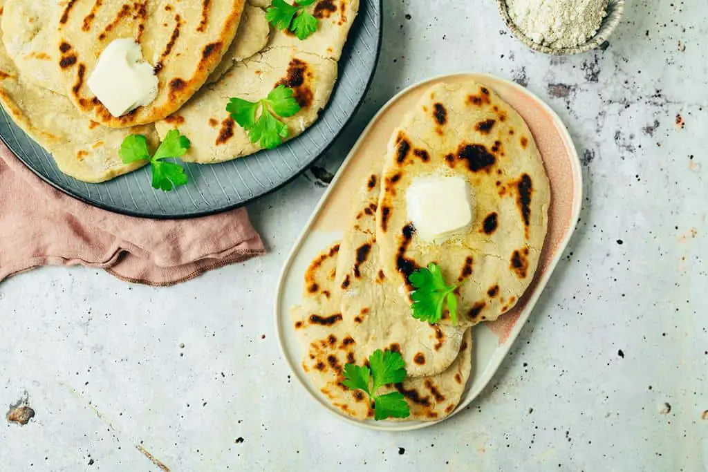 Glutenfreies Naan Brot ohne Hefe