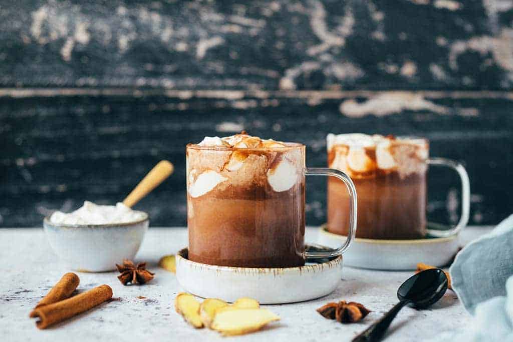 Heiße Chai-Schokolade — VEGANE VIBES