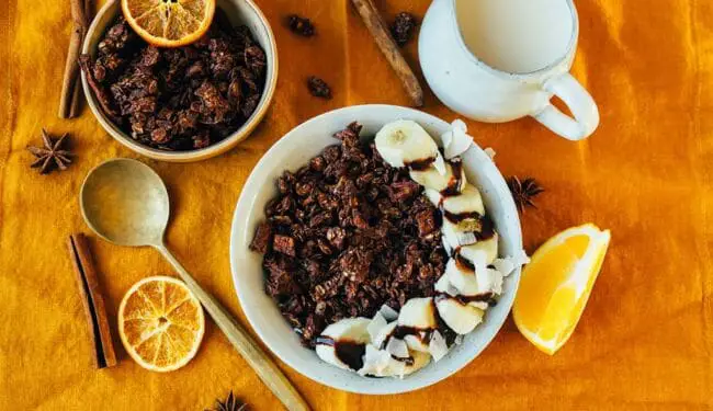 Weihnachts Granola (ölfrei, glutenfrei, vegan)