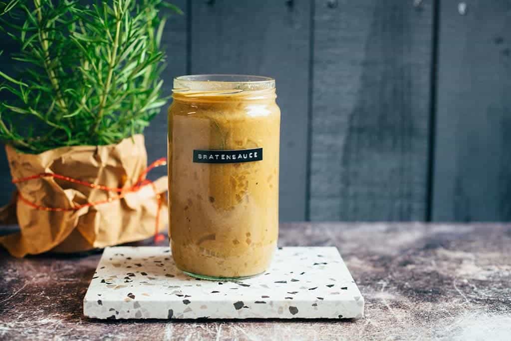 vegane Bratensauce (glutenfrei, 15 Minuten)