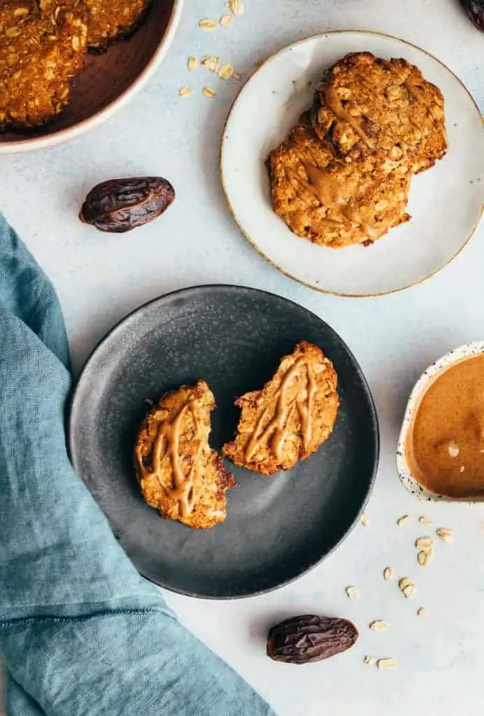 Hafercookies mit Dattel Chunks (v&gf) - 20 Minuten