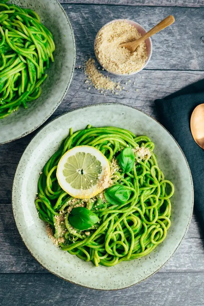 Spaghetti mit veganer Spinatsauce (20 Minuten)