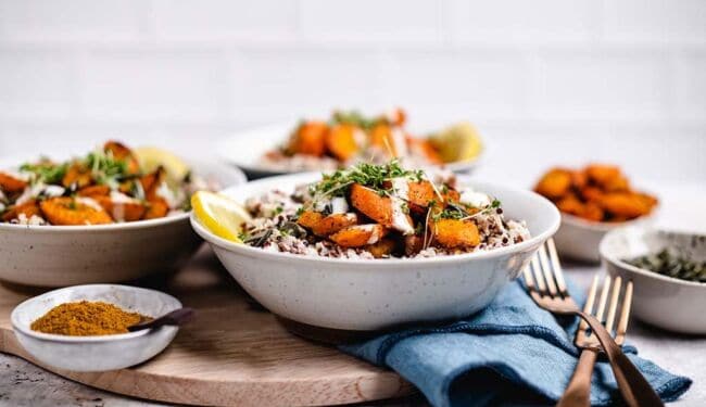 Quinoa Salat mit sahnigem Dressing