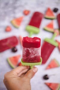 Beeren-Eis am Stiel (vegan & glutenfrei)