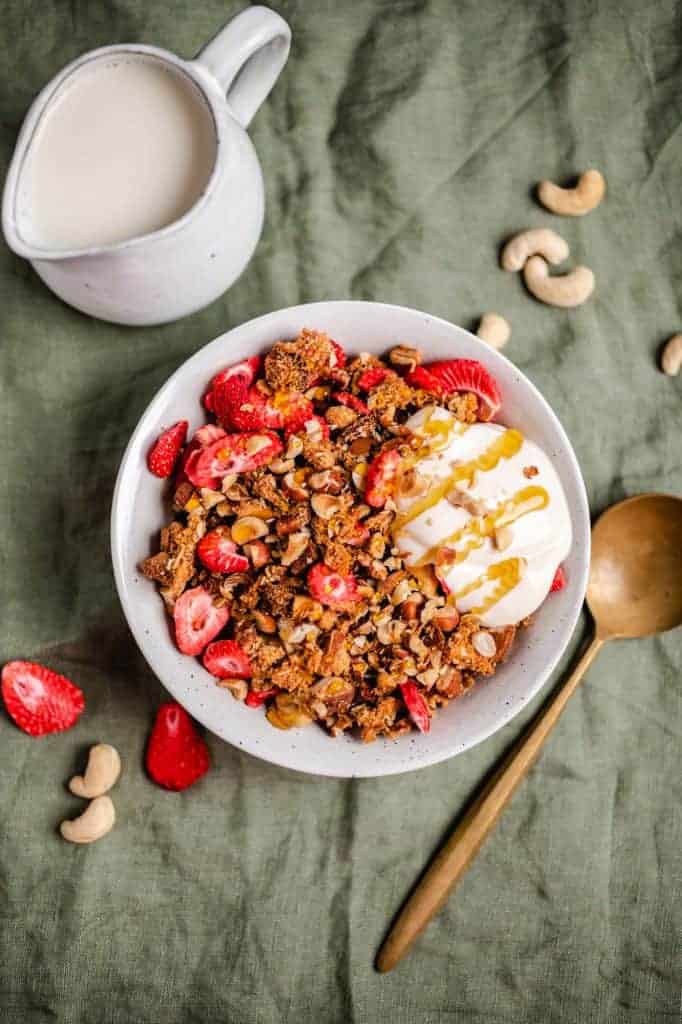 Erdbeer Granola vegan